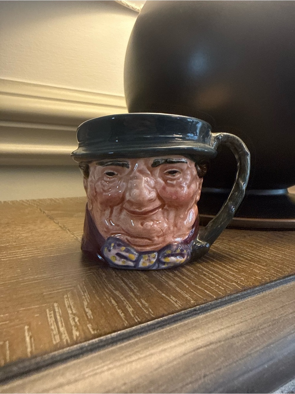 Royal Doulton Tony Weller Character Mini Mug